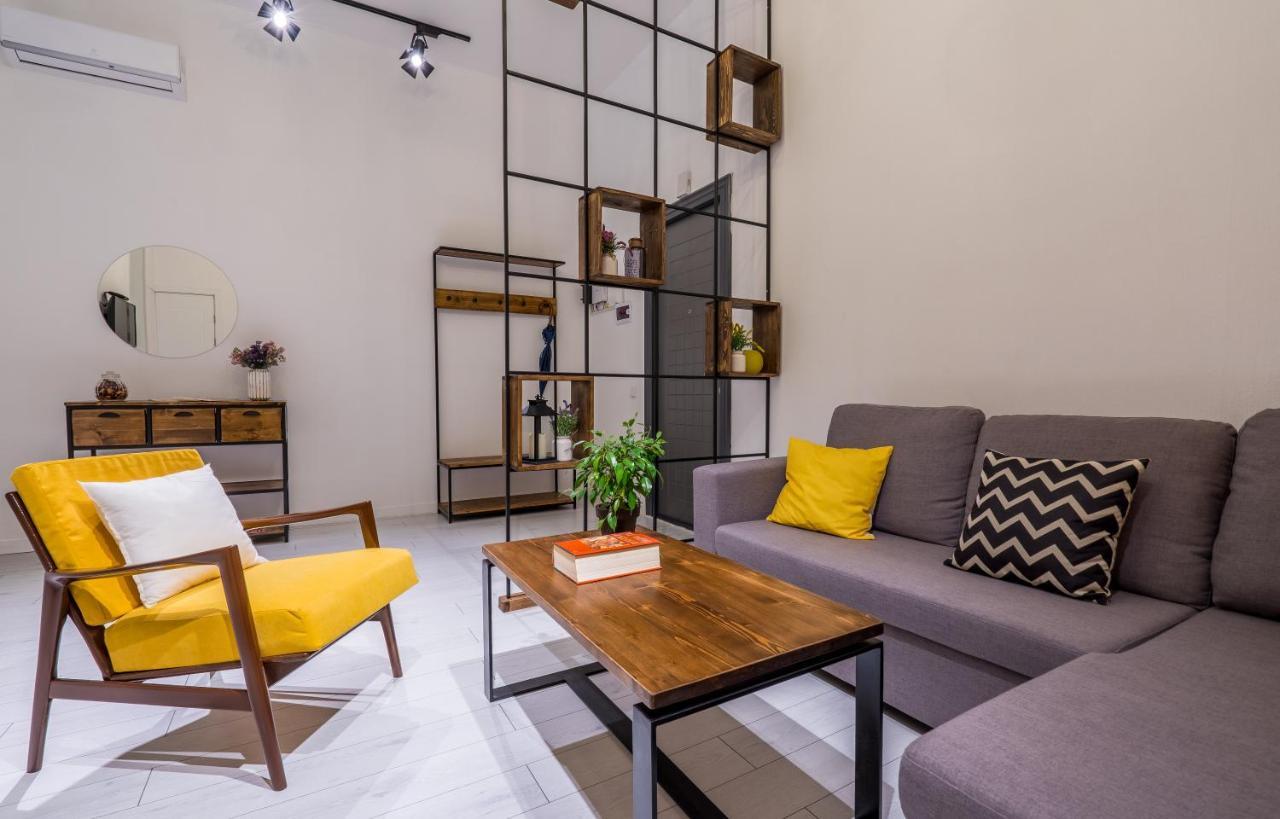 Irina'S Cozy Apartment In Old Tbilisi Bagian luar foto