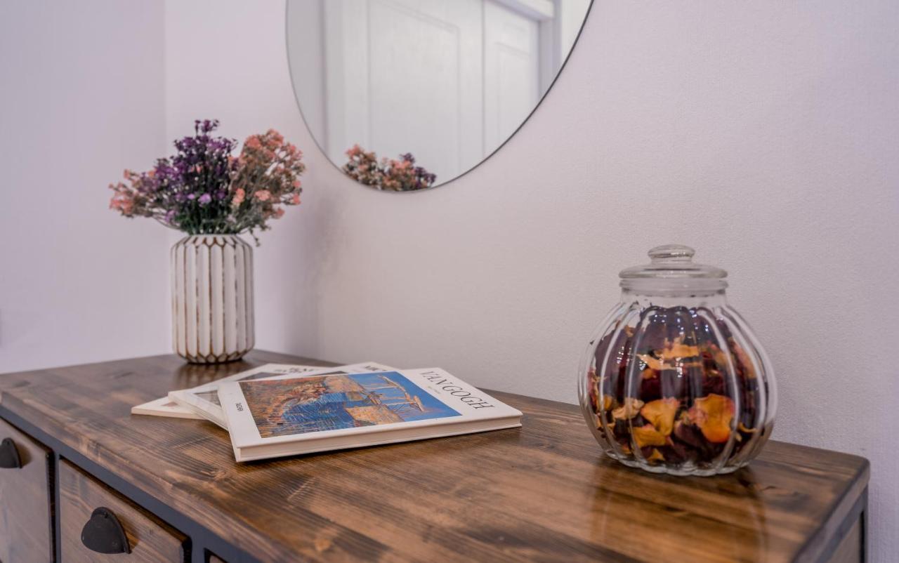 Irina'S Cozy Apartment In Old Tbilisi Bagian luar foto