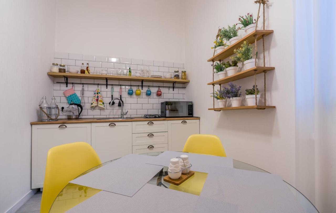 Irina'S Cozy Apartment In Old Tbilisi Bagian luar foto