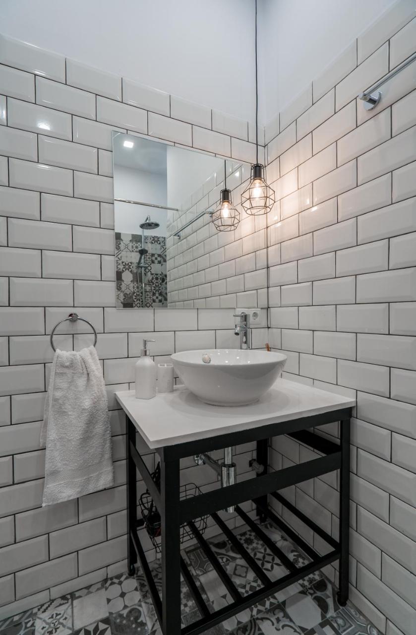Irina'S Cozy Apartment In Old Tbilisi Bagian luar foto