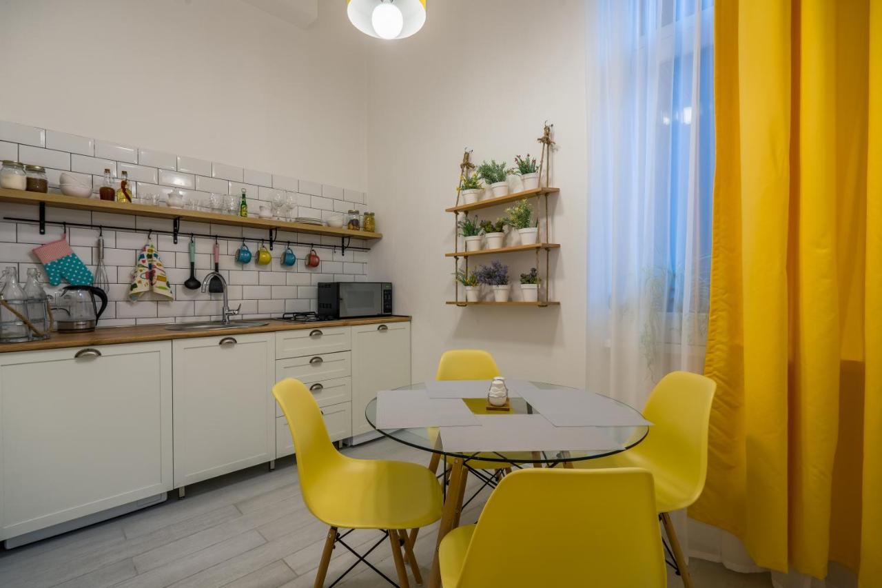Irina'S Cozy Apartment In Old Tbilisi Bagian luar foto